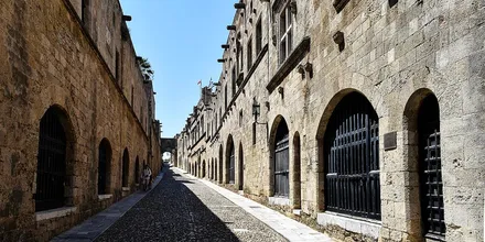 Ulica Rycerzy w średniowiecznym mieście Rodos